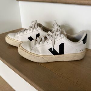 Veja Campo Cream and Black Casual Sneakers Size 6